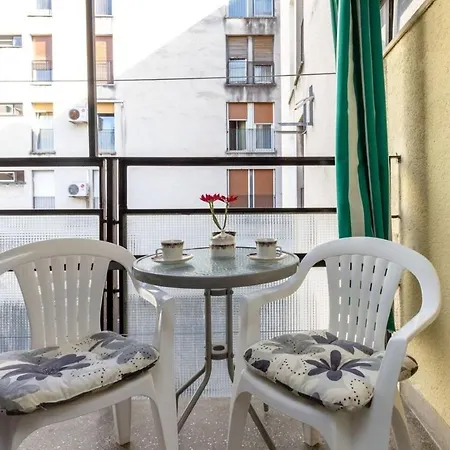 Deni Apartman *